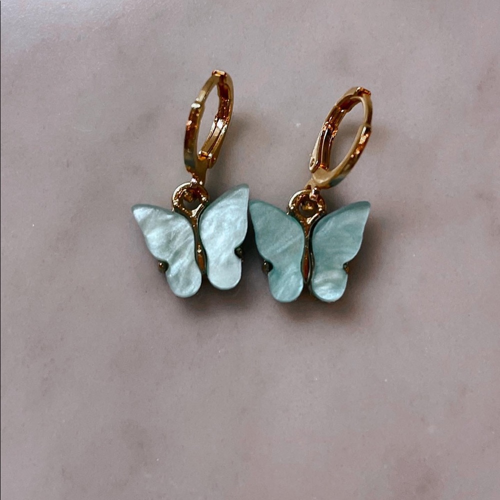 Butterfly Earrings Black, White, Pink, Blue, Red, Purple, Green, Yellow - Picture 11 of 15